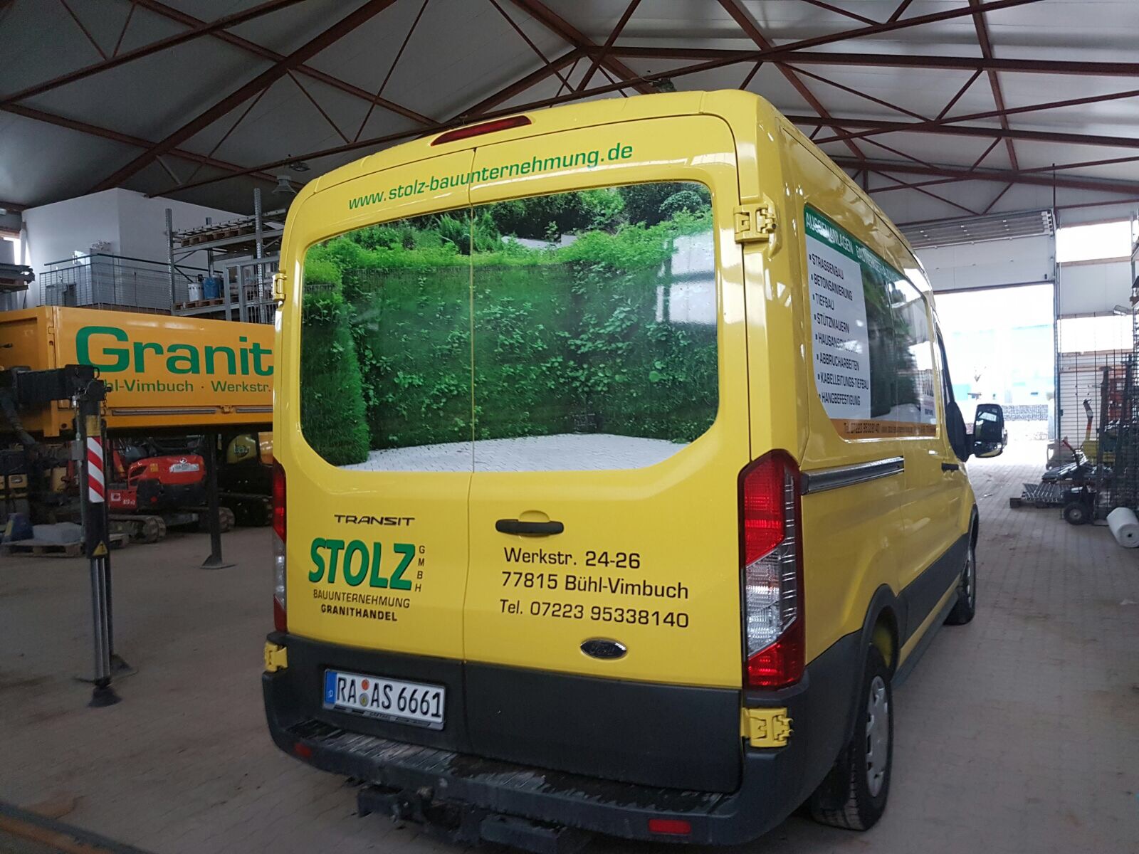 Kleintransporter - Stolz GmbH Bauunternehmung - Mietservice